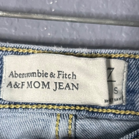 Abercrombie & Fitch Mom Jeans Womens 27/4s Short Distressed Frayed Hem High Rise - Picture 5 of 9